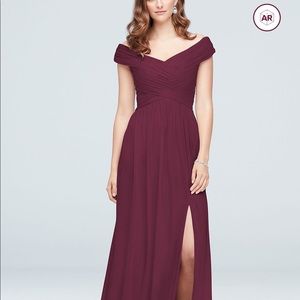 David’s Bridal Bridesmaid Dress Wine F19951